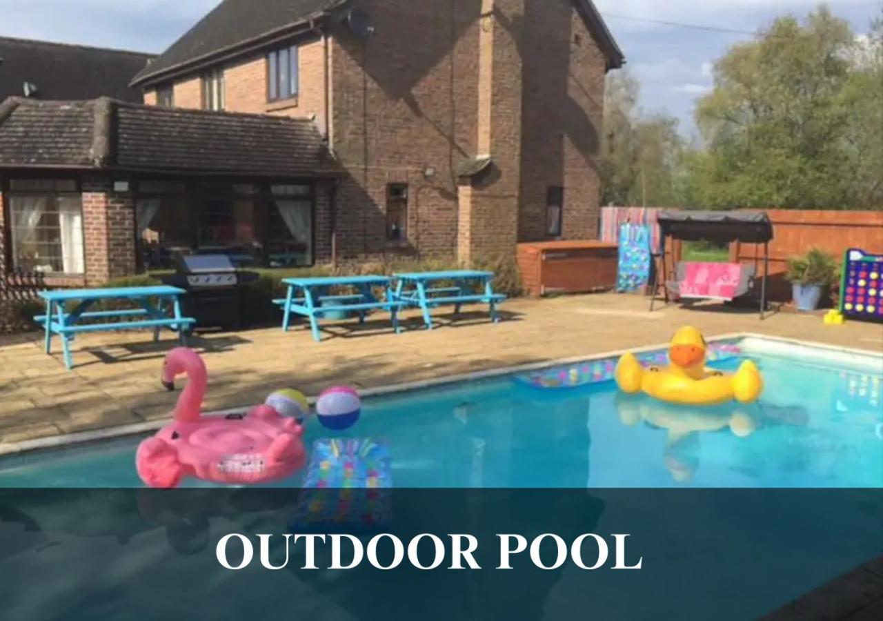 The Fortis House, Bournemouth, With Swimming Pool And Hot Tub Jacuzzi Exterior photo